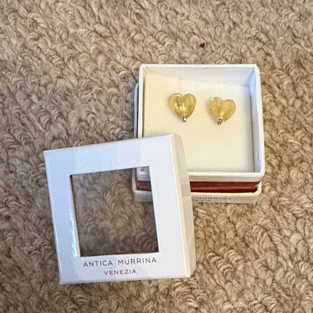 Antica Murrina Heart Shaped Yellow Venetian Glass Earrings New In Box Never Worn